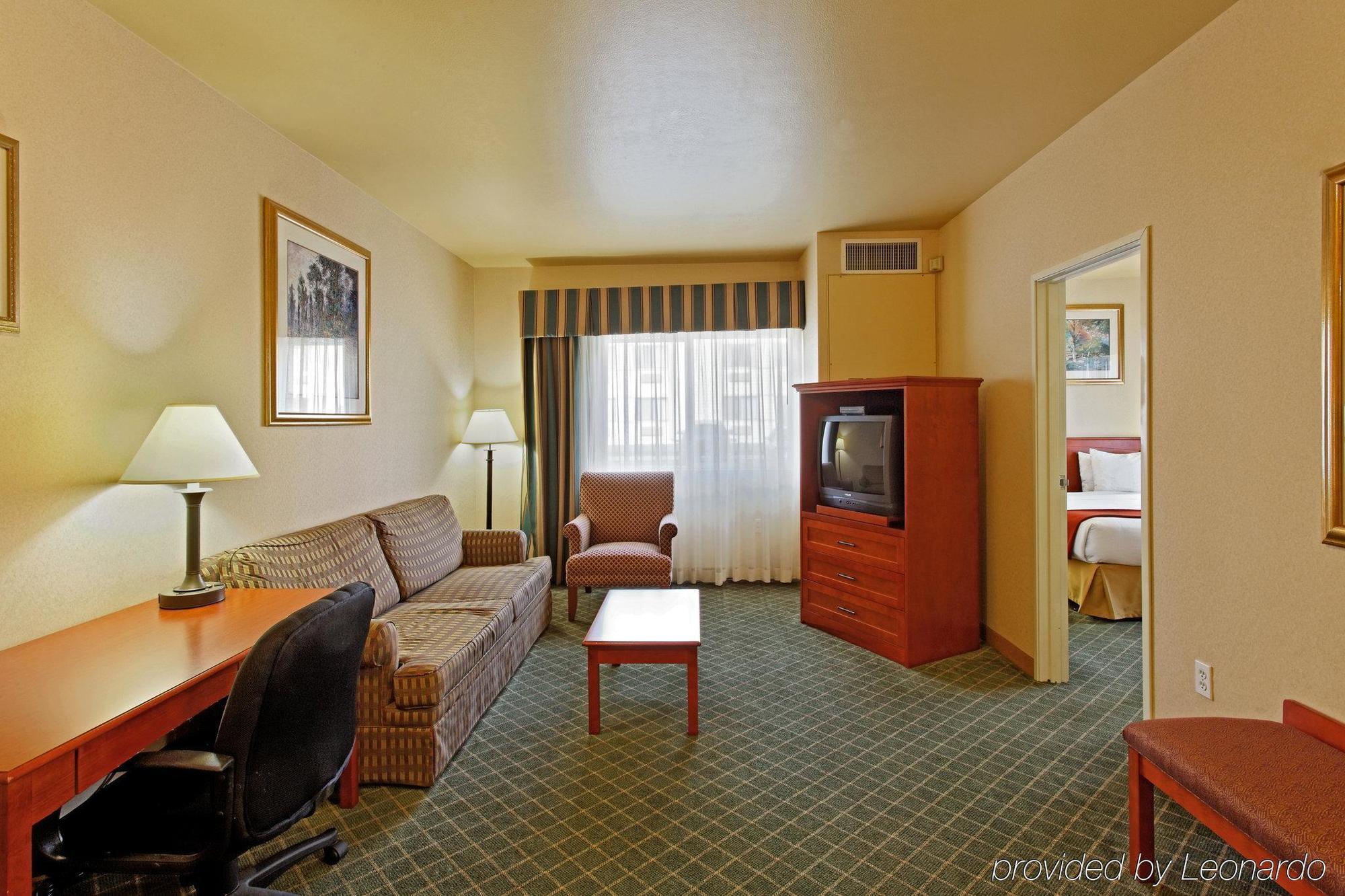 Holiday Inn Express Hotel & Suites Everett By Ihg Habitación foto