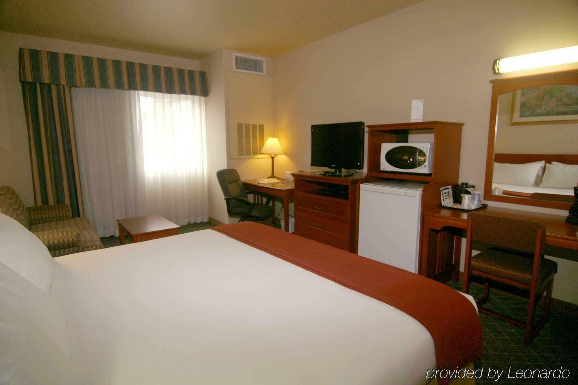 Holiday Inn Express Hotel & Suites Everett By Ihg Exterior foto